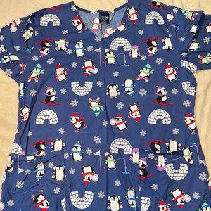 Nurse’s scrub top by Zoe + Chloe size L penguin print